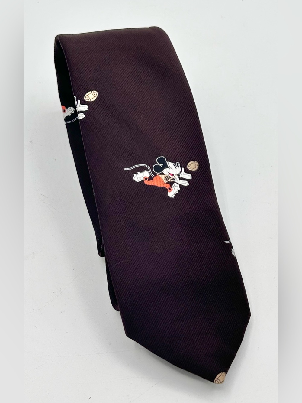 Vintage Cervantes Walt Disney Mickey Mouse Necktie Brown Football 57"
